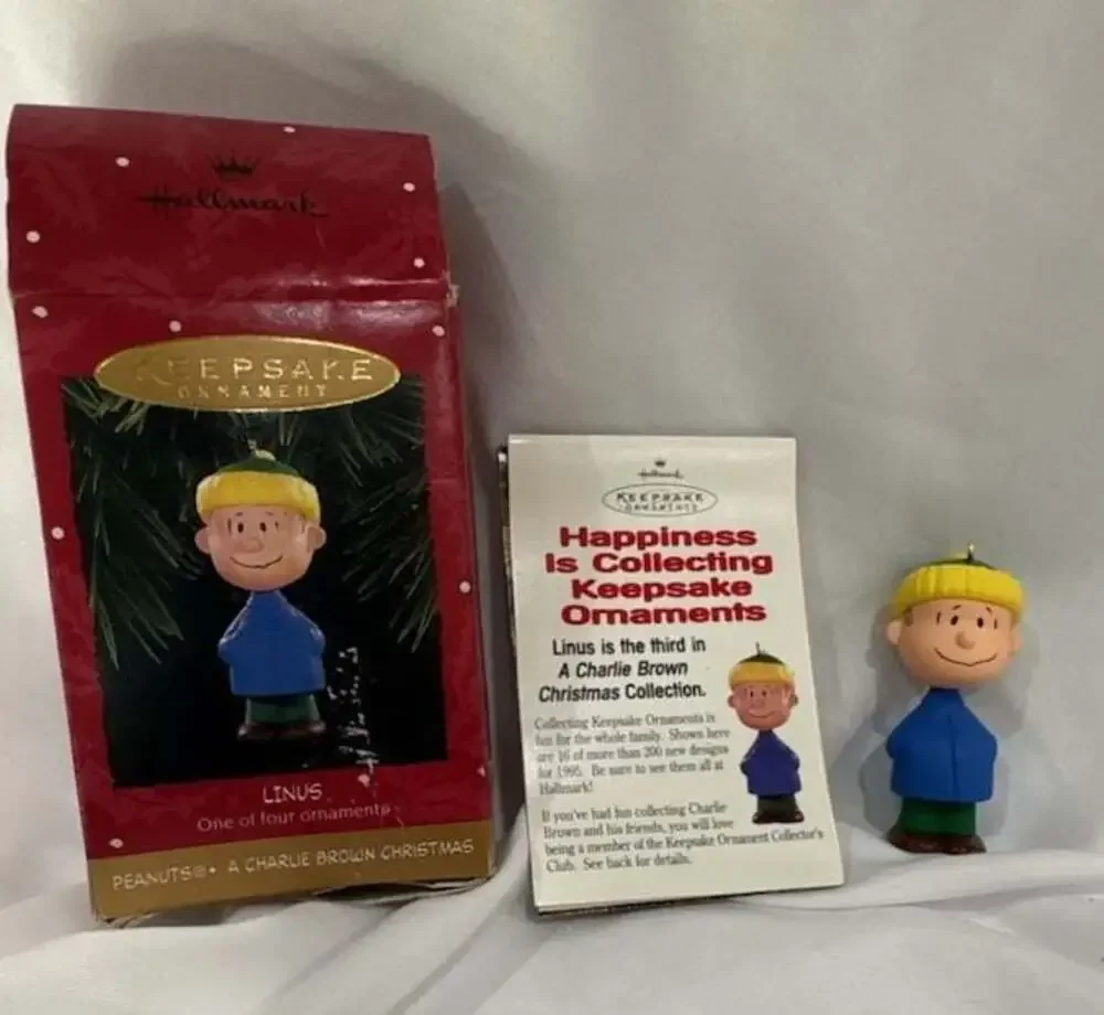 Hallmark Keepsake Ornament Linus Peanuts A Charlie Brown Christmas